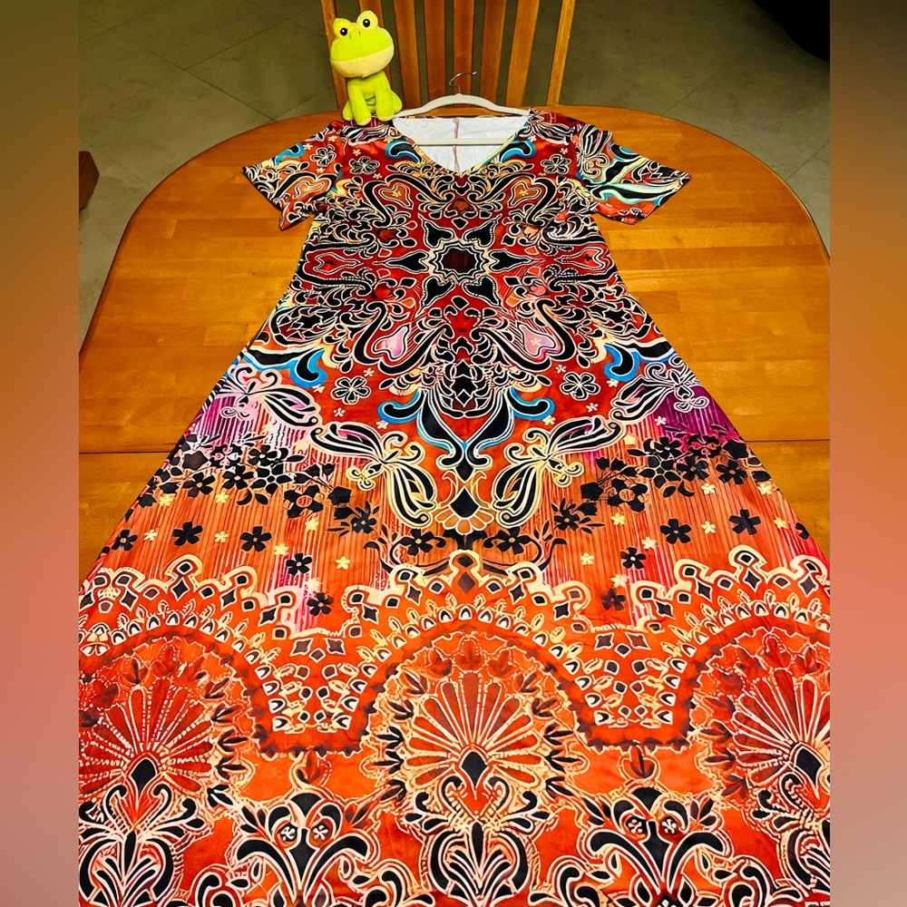 Maxi Dress size Large NEW